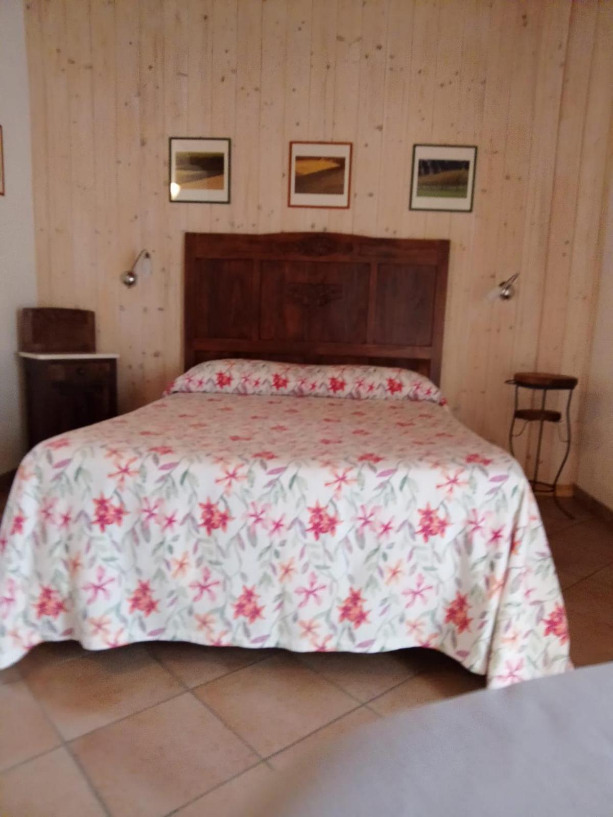Agriturismo Affittacamere Barbarossa Dogliani Eksteriør bilde