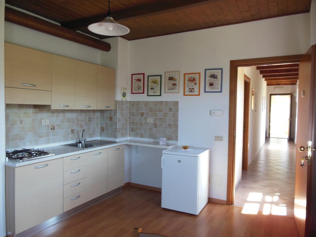 Agriturismo Affittacamere Barbarossa Dogliani Rom bilde