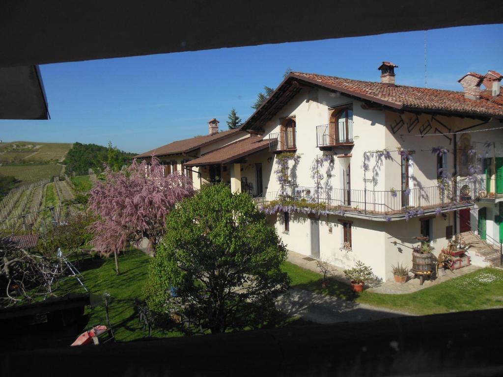Agriturismo Affittacamere Barbarossa Dogliani Eksteriør bilde